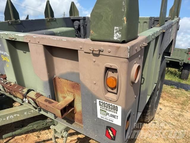 Schutt M1101 Diger çekiciler