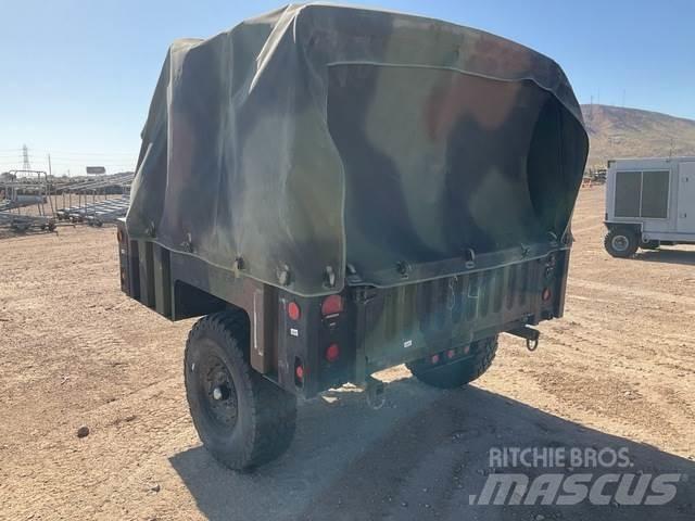 Schutt M1102 Diger çekiciler
