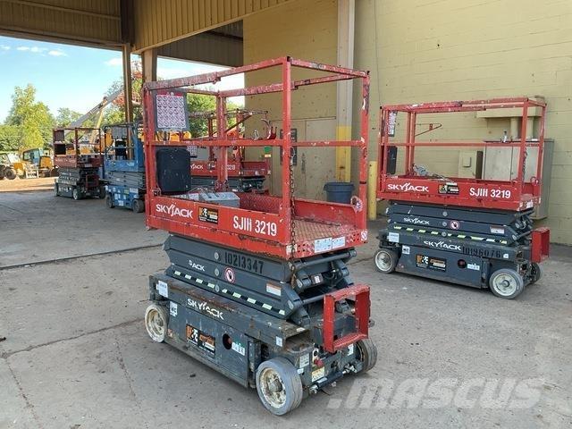 SkyJack 3219 Makasli platformlar