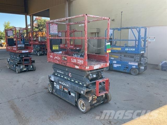 SkyJack 3219 Makasli platformlar