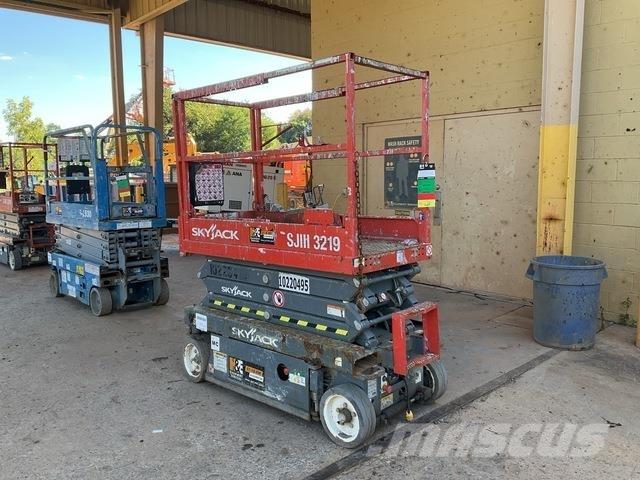 SkyJack 3219 Makasli platformlar