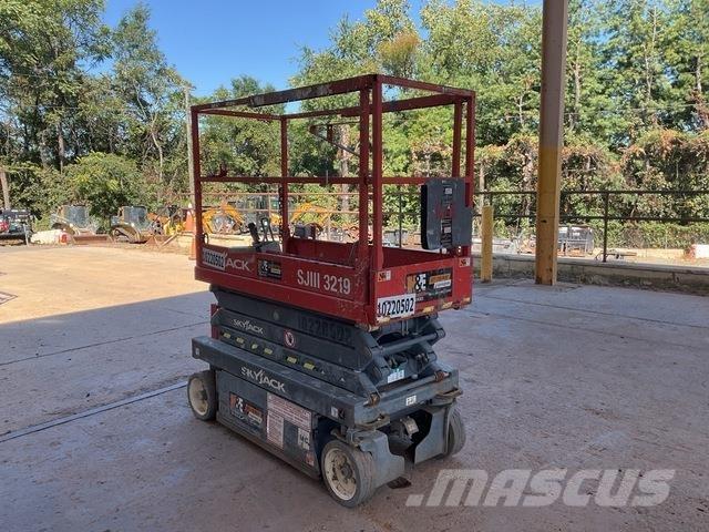 SkyJack 3219 Makasli platformlar