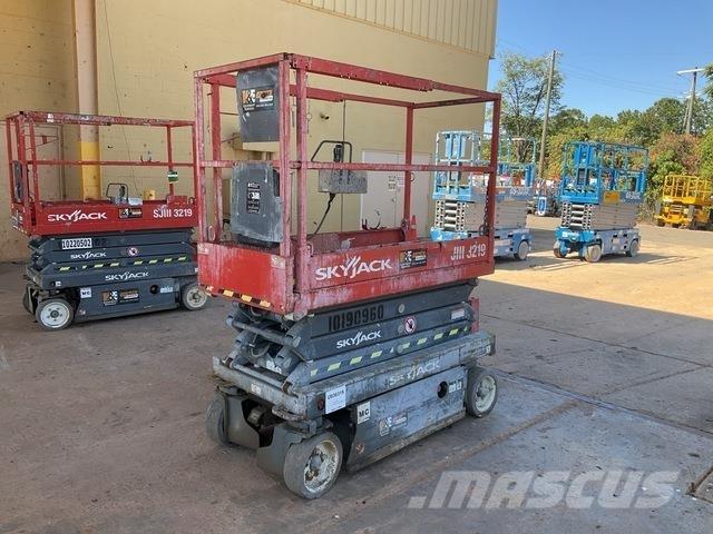 SkyJack 3219 Makasli platformlar