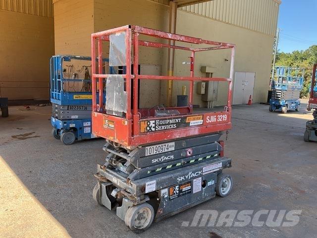 SkyJack 3219 Makasli platformlar