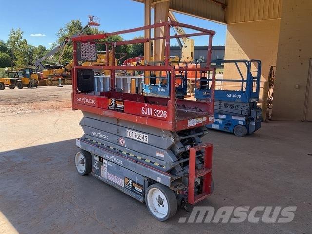 SkyJack 3226 Makasli platformlar