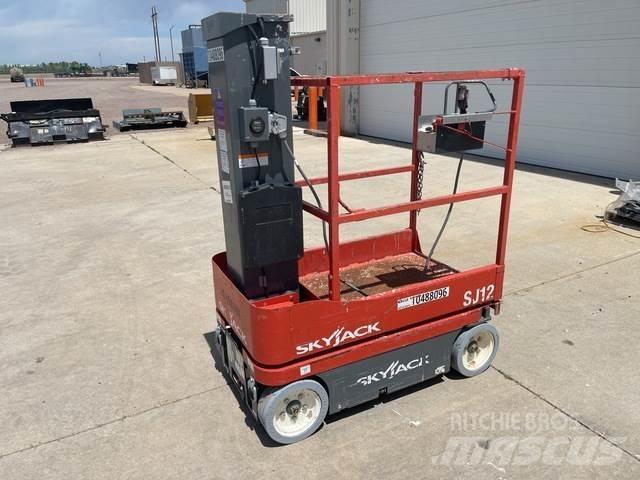 SkyJack SJ12 Personel Platformları ve Cephe Asansörleri