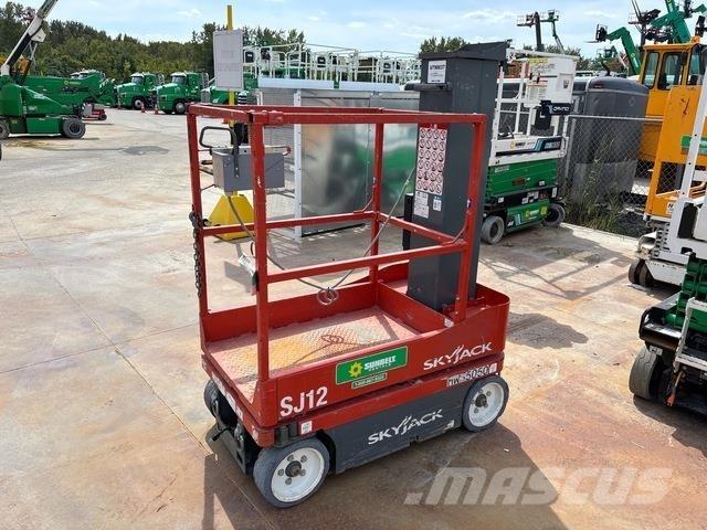 SkyJack SJ12 Personel Platformları ve Cephe Asansörleri
