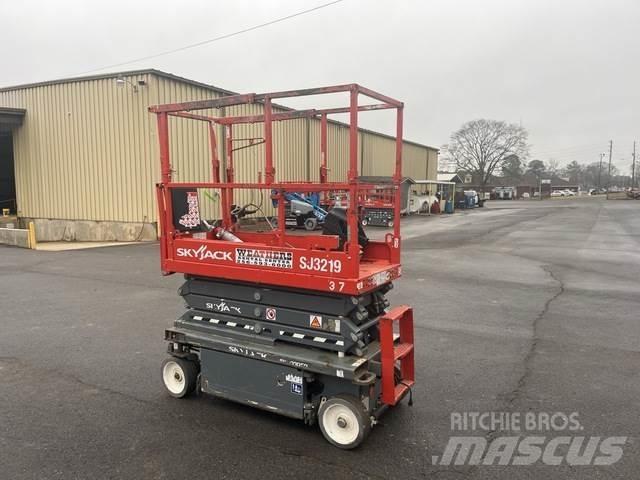 SkyJack SJ3219 Makasli platformlar