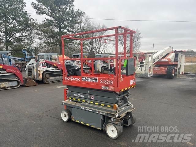 SkyJack SJ3219 Makasli platformlar
