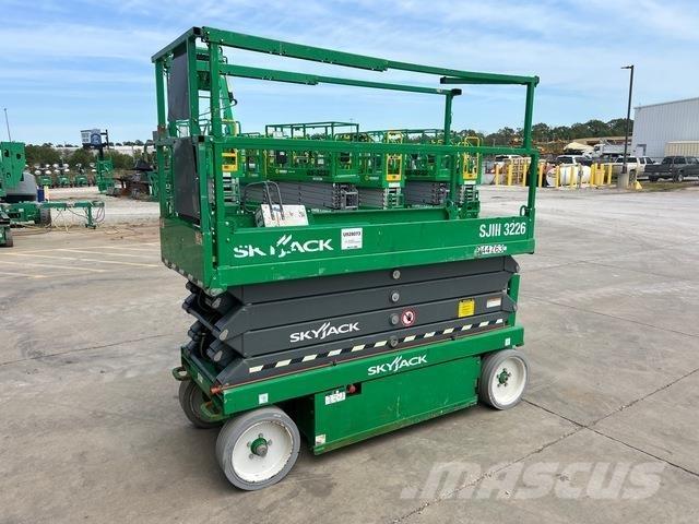 SkyJack SJ3226 Makasli platformlar