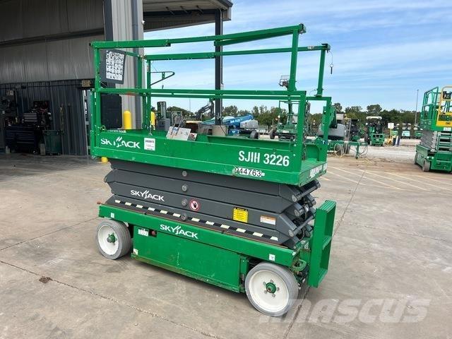 SkyJack SJ3226 Makasli platformlar