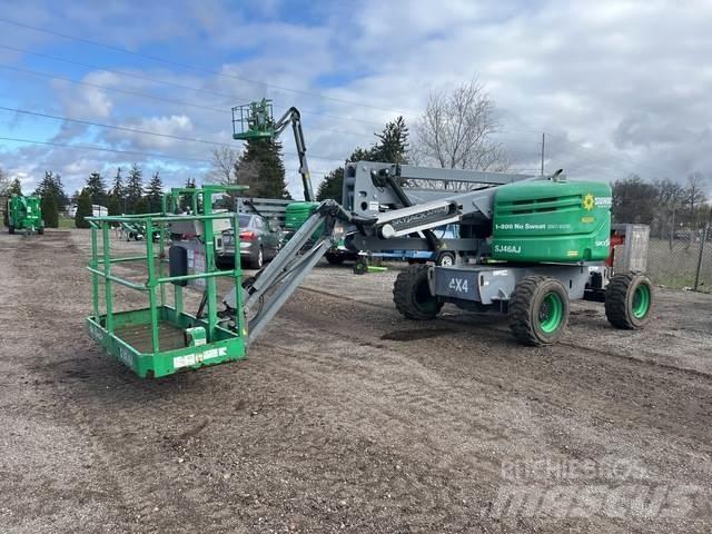 SkyJack SJ46AJ Körüklü personel platformları