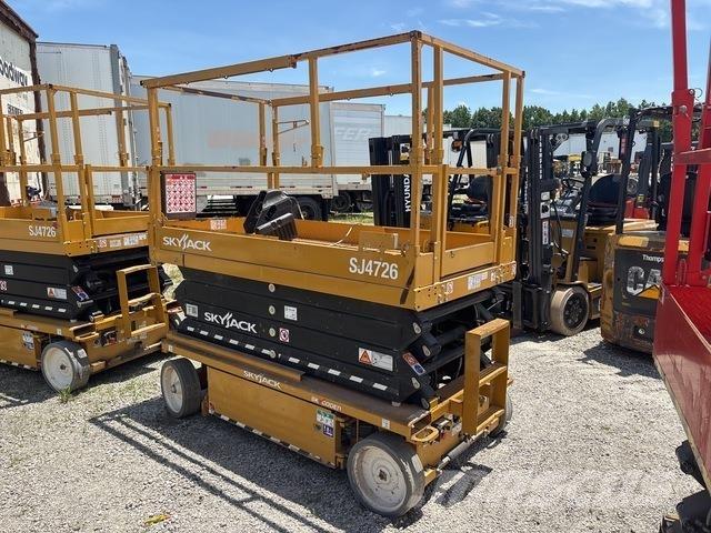 SkyJack SJ4726 Makasli platformlar