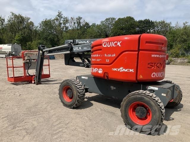 SkyJack SJ51AJ Körüklü personel platformları