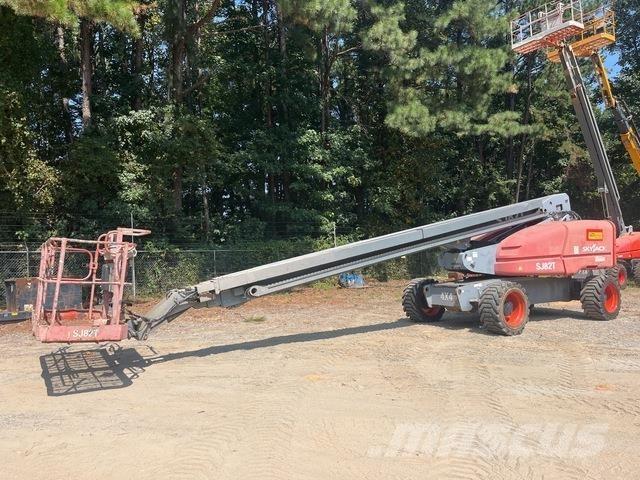 SkyJack SJ82T Teleskopik personel platformları