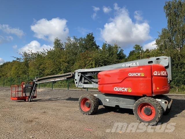 SkyJack SJ85AJ Körüklü personel platformları