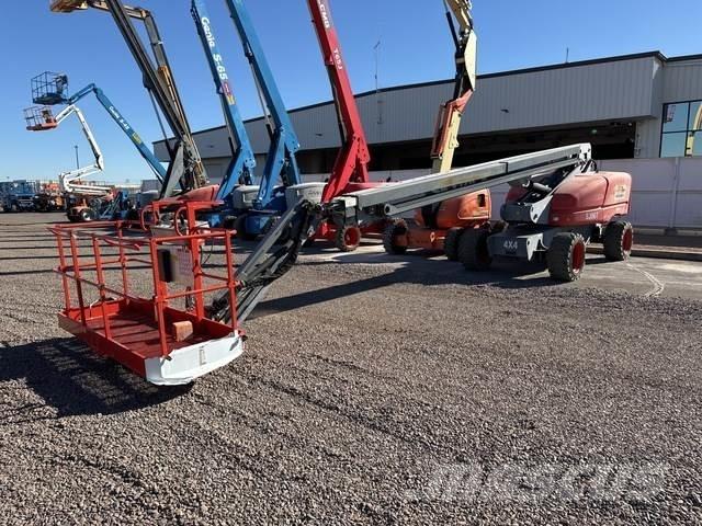 SkyJack SJ86T Teleskopik personel platformları