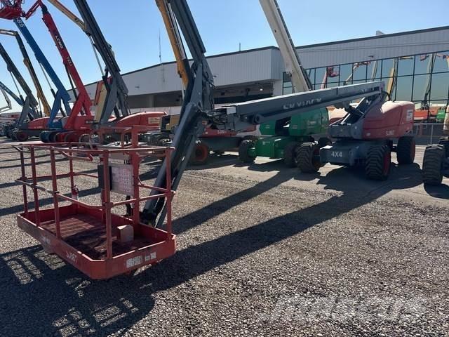 SkyJack SJ86T Teleskopik personel platformları
