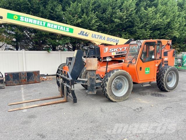 SkyTrak 10054 Teleskopik yükleyiciler