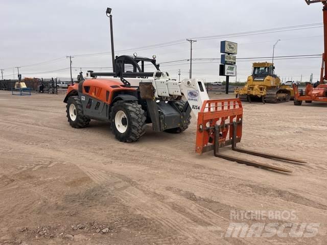 Snorkel SR1054 Teleskopik yükleyiciler