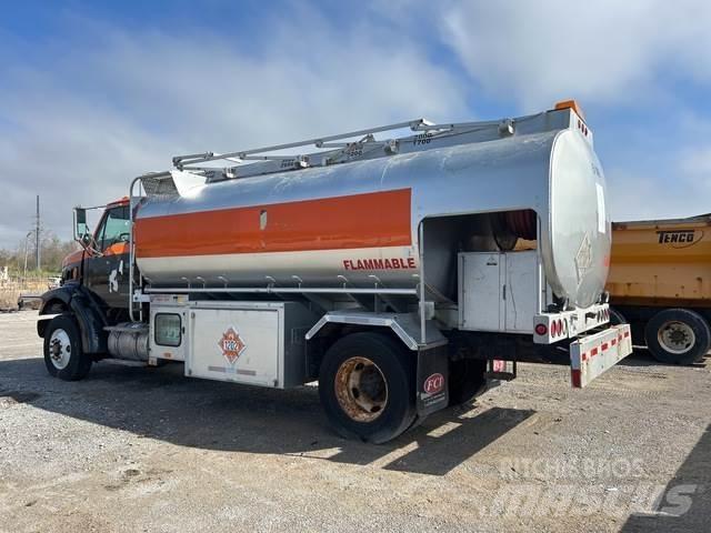Sterling L7500 Tankerli kamyonlar