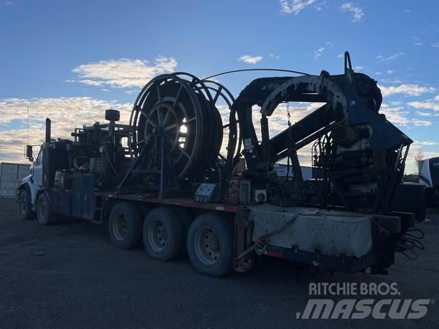 Sterling L9500 Diger