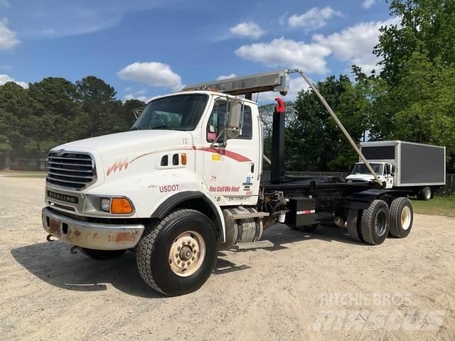 Sterling L9500 Vinçli kamyonlar