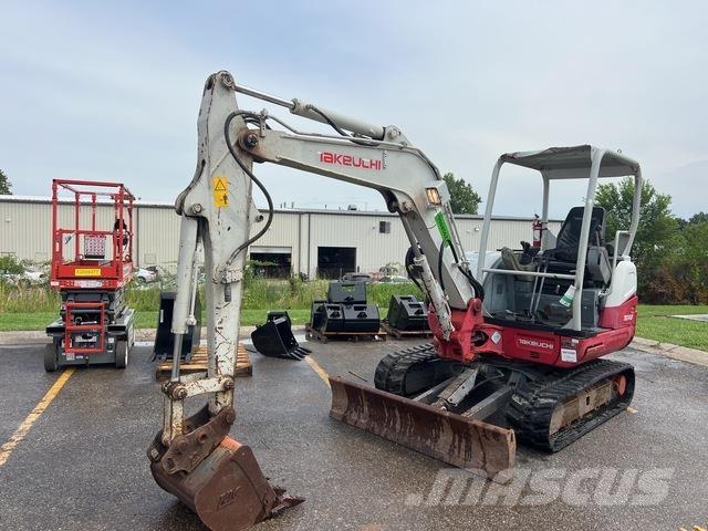 Takeuchi TB240 Paletli ekskavatörler