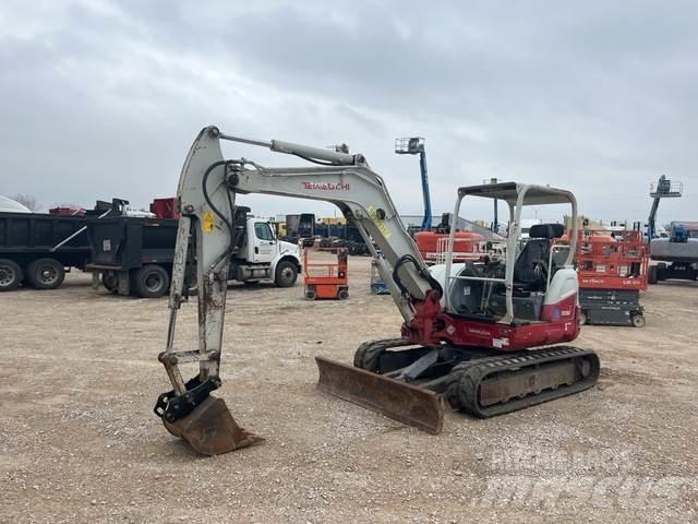 Takeuchi TB260 Paletli ekskavatörler