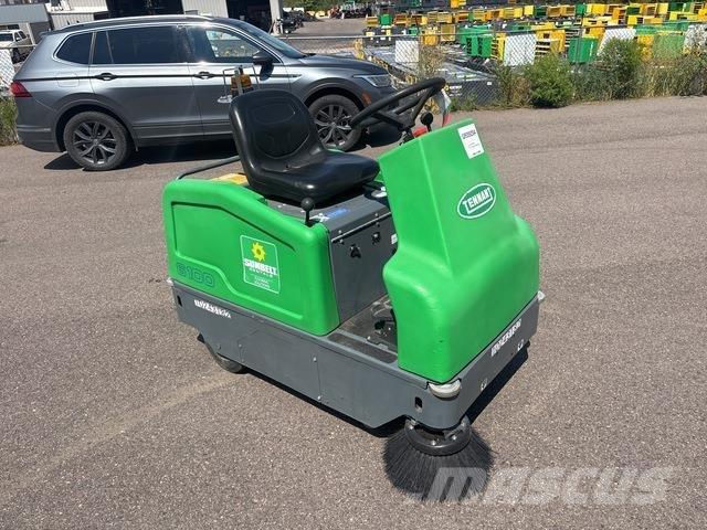 Tennant 6100 İç mekan süpürme makineleri