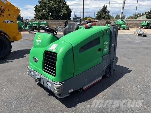 Tennant M20 Kurutmalı temizleme makineleri