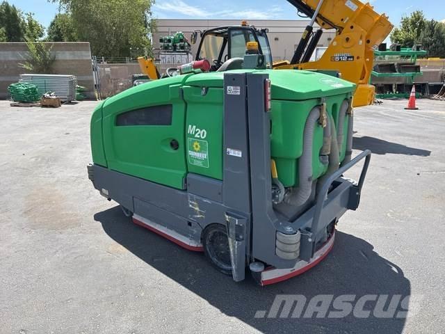 Tennant M20 Kurutmalı temizleme makineleri