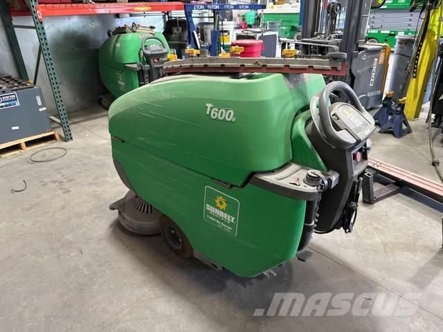 Tennant T600E Kurutmalı temizleme makineleri