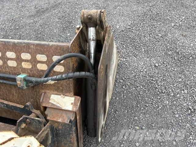Terex PT30 Skid steer loderler