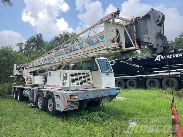 Terex T775 Paletli vinçler