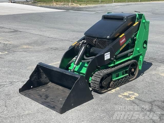 Toro 22323G Skid steer loderler