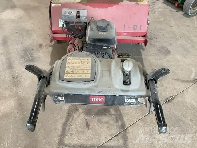 Toro 23740 İç mekan süpürme makineleri
