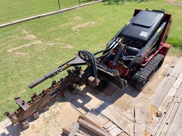 Toro TX427 Kanal kazma makinasi