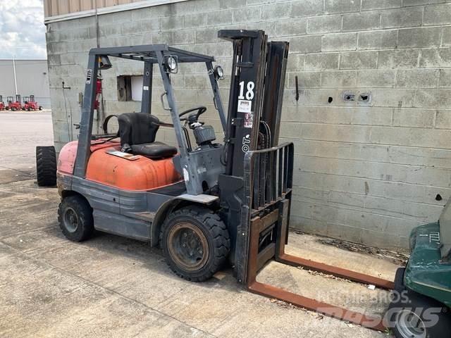 Toyota 6FGU30 Diger