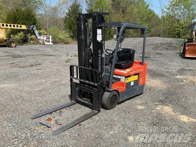Toyota 7FBEU20 Elektrikli forkliftler