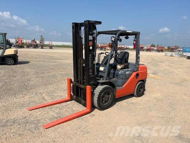 Toyota 8DFU30 Diger