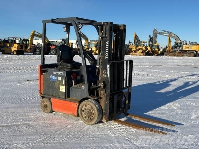 Toyota 8FBCU25 Elektrikli forkliftler