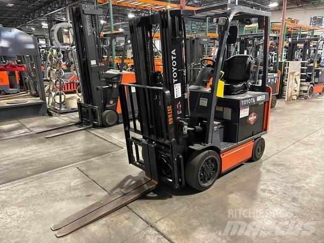 Toyota 8FBCU25 Elektrikli forkliftler