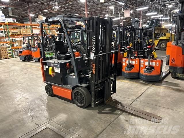 Toyota 8FBCU25 Elektrikli forkliftler