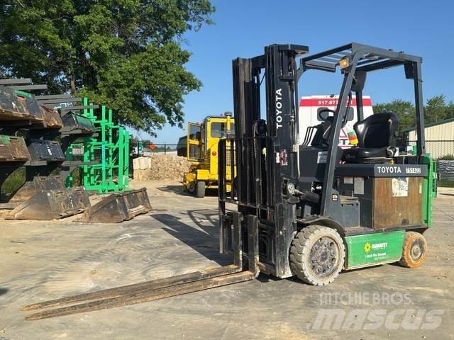 Toyota 8FBCU25 Elektrikli forkliftler