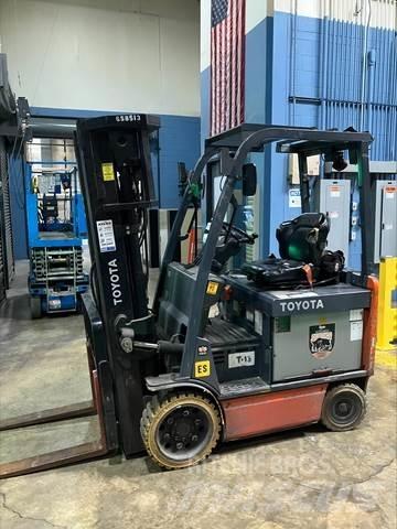 Toyota 8FBCU25 Elektrikli forkliftler