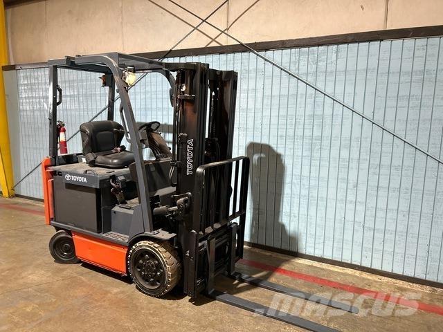 Toyota 8FBCU25 Elektrikli forkliftler