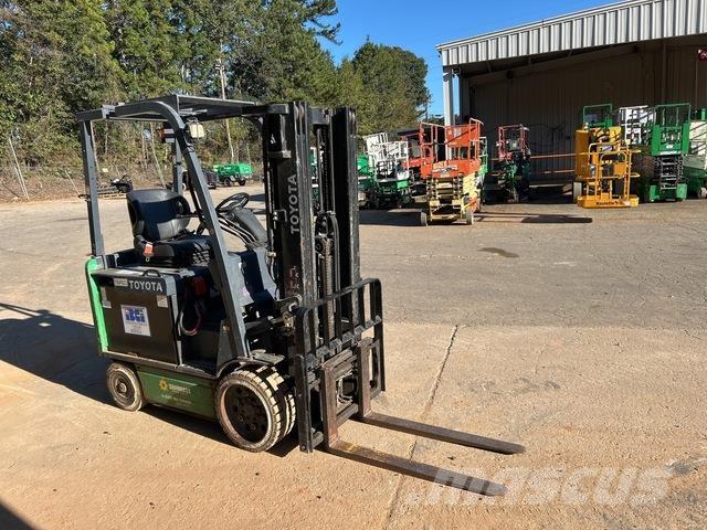 Toyota 8FBCU25 Elektrikli forkliftler