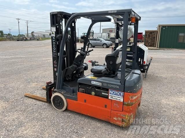 Toyota 8FBE20U Elektrikli forkliftler