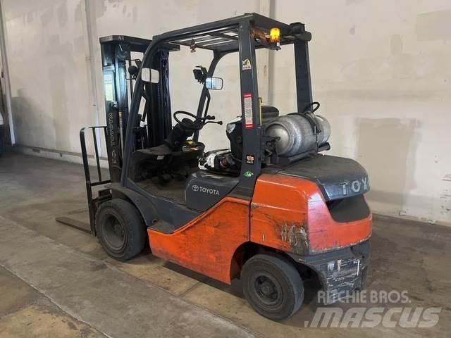 Toyota 8FGU25 Diger